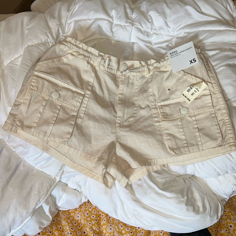 Aeropostale Cargo Shorts White